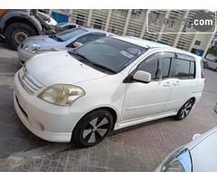 gaadhi iiba Toyota Raum