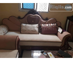 Fadhi borqorko celis  iiba Mogadishu for sale