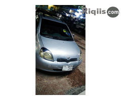 gaadhi iiba Toyota vitiz hargeisa car for sale - Image 1